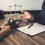 Good,Service,Cooperation,,Consultation,Of,Businesswoman,And,Male,Lawyer,Or