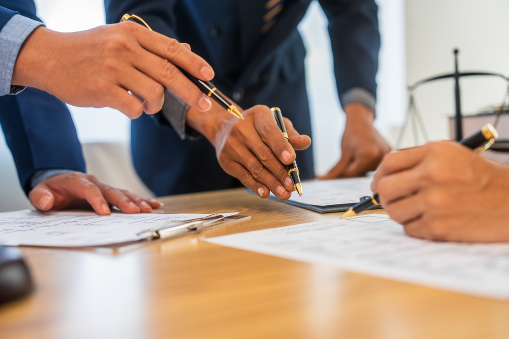A,Team,Meeting,Of,Business,People,And,A,Lawyer,In